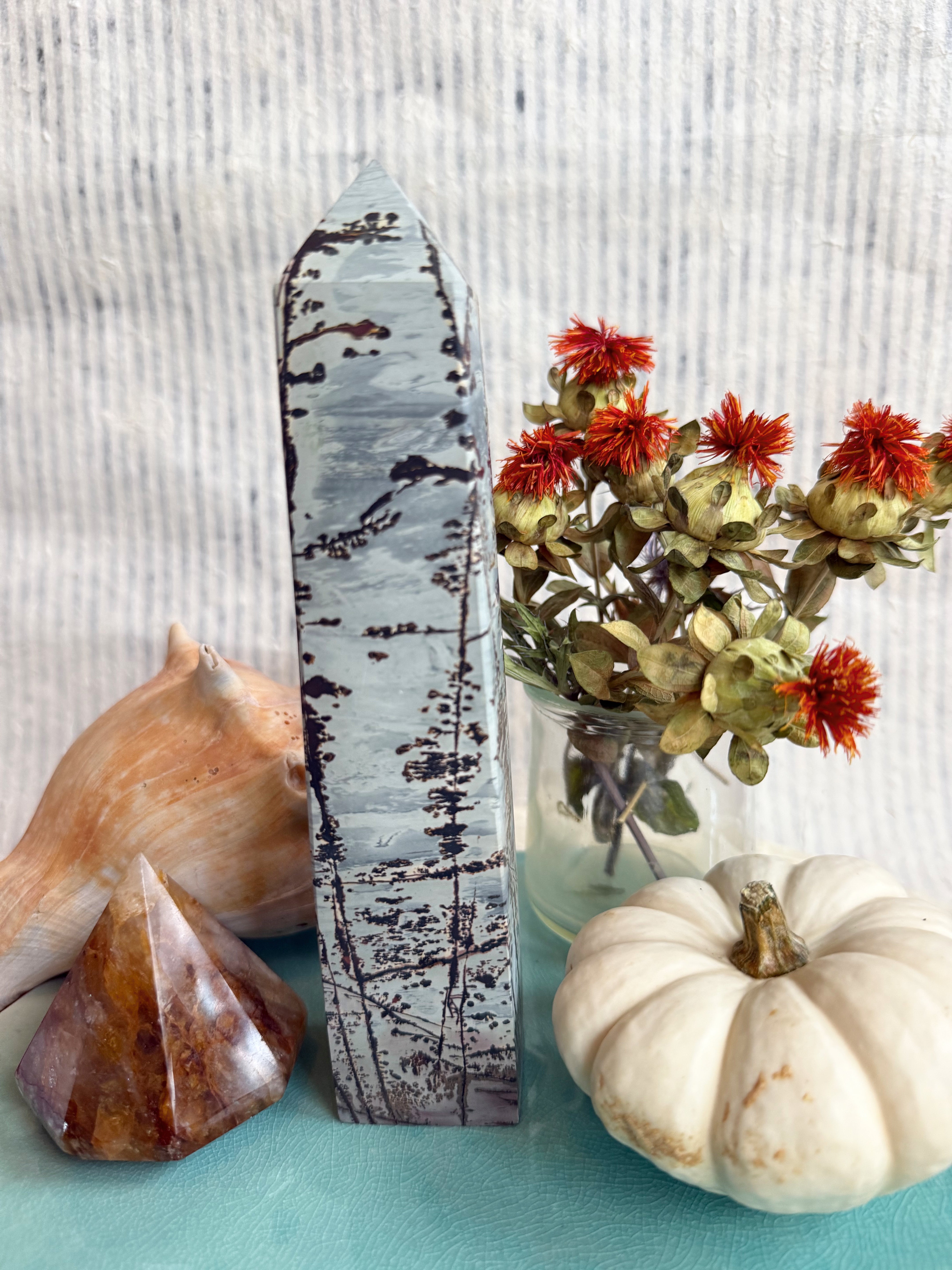 Intuitively Chosen Dendritic Picture Jasper Towers