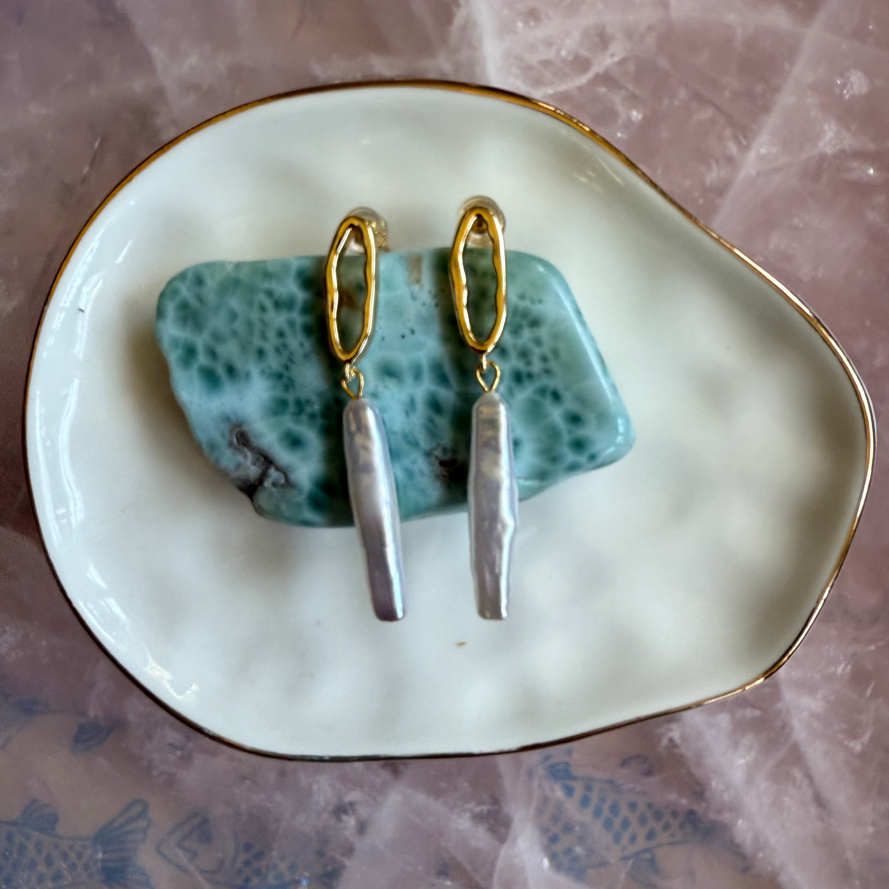 The Hampton Pearl Earrings