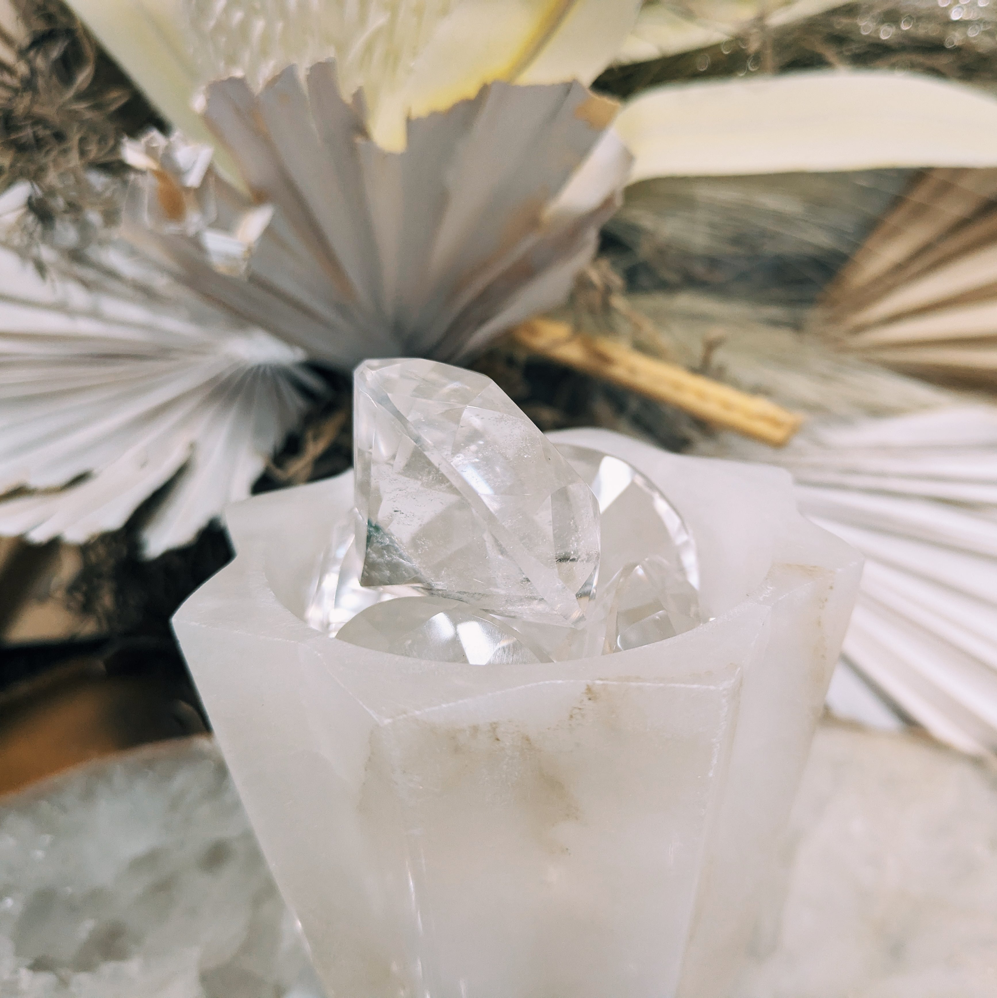 Medium Clear Quartz Diamond Wild Alabaster