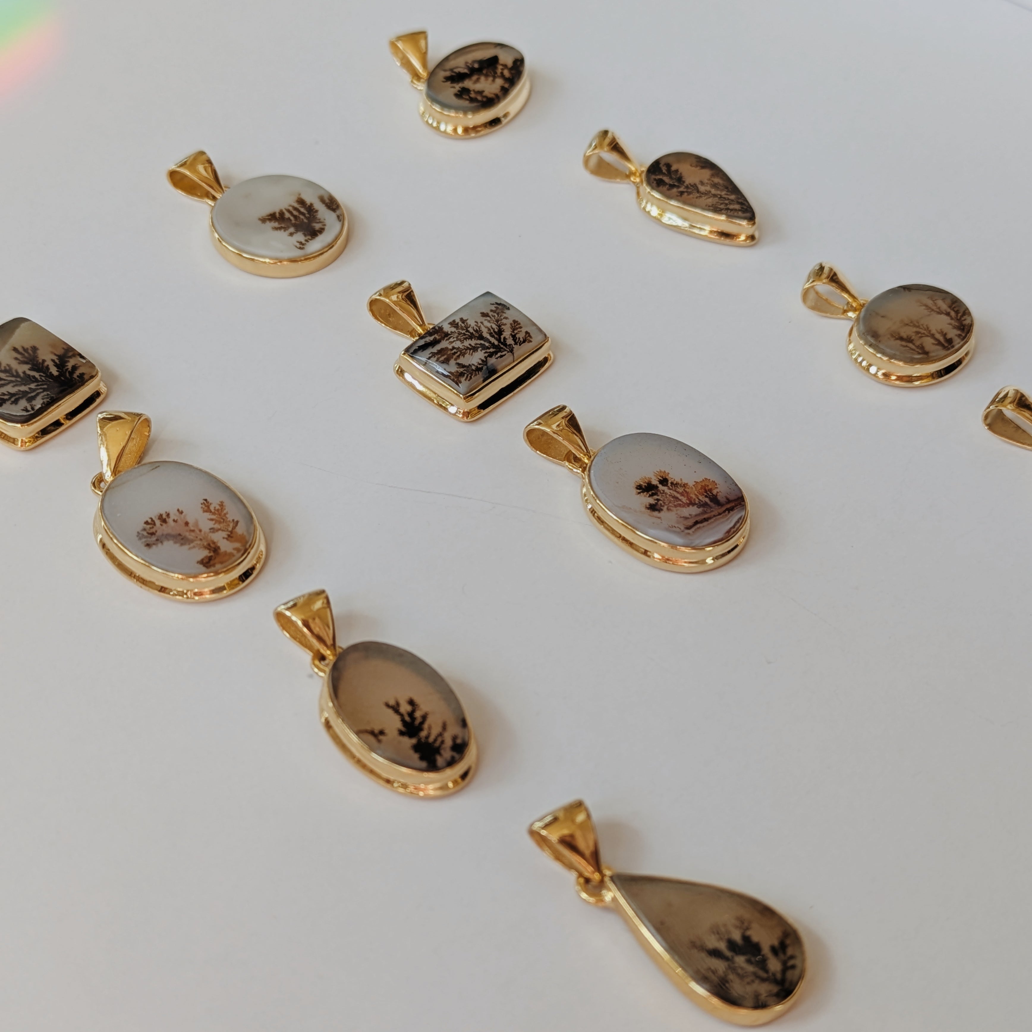 Medium Scenic Dendritic Agate Pendents | Gold Wild Alabaster