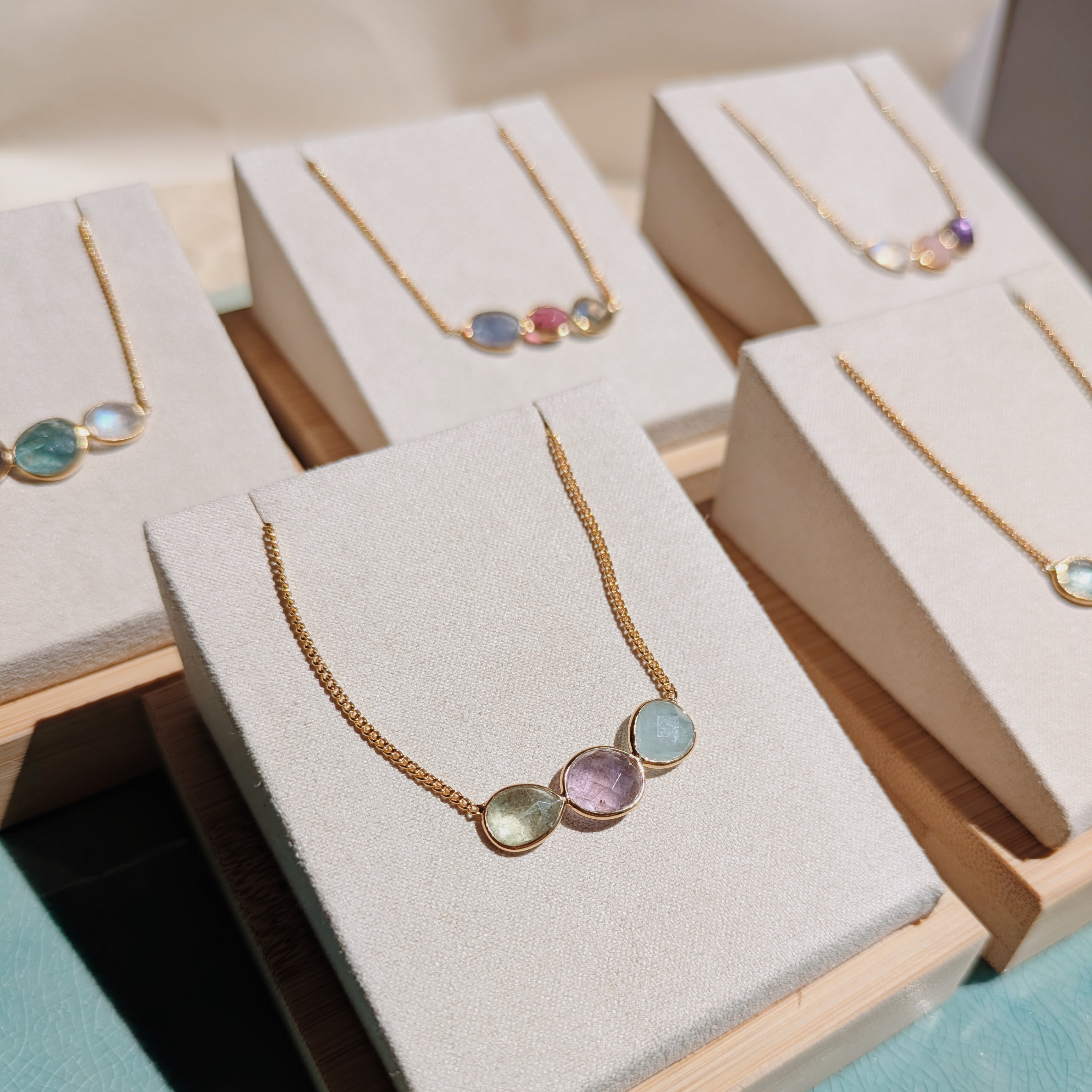 Gemstone Trio Necklace | Gold