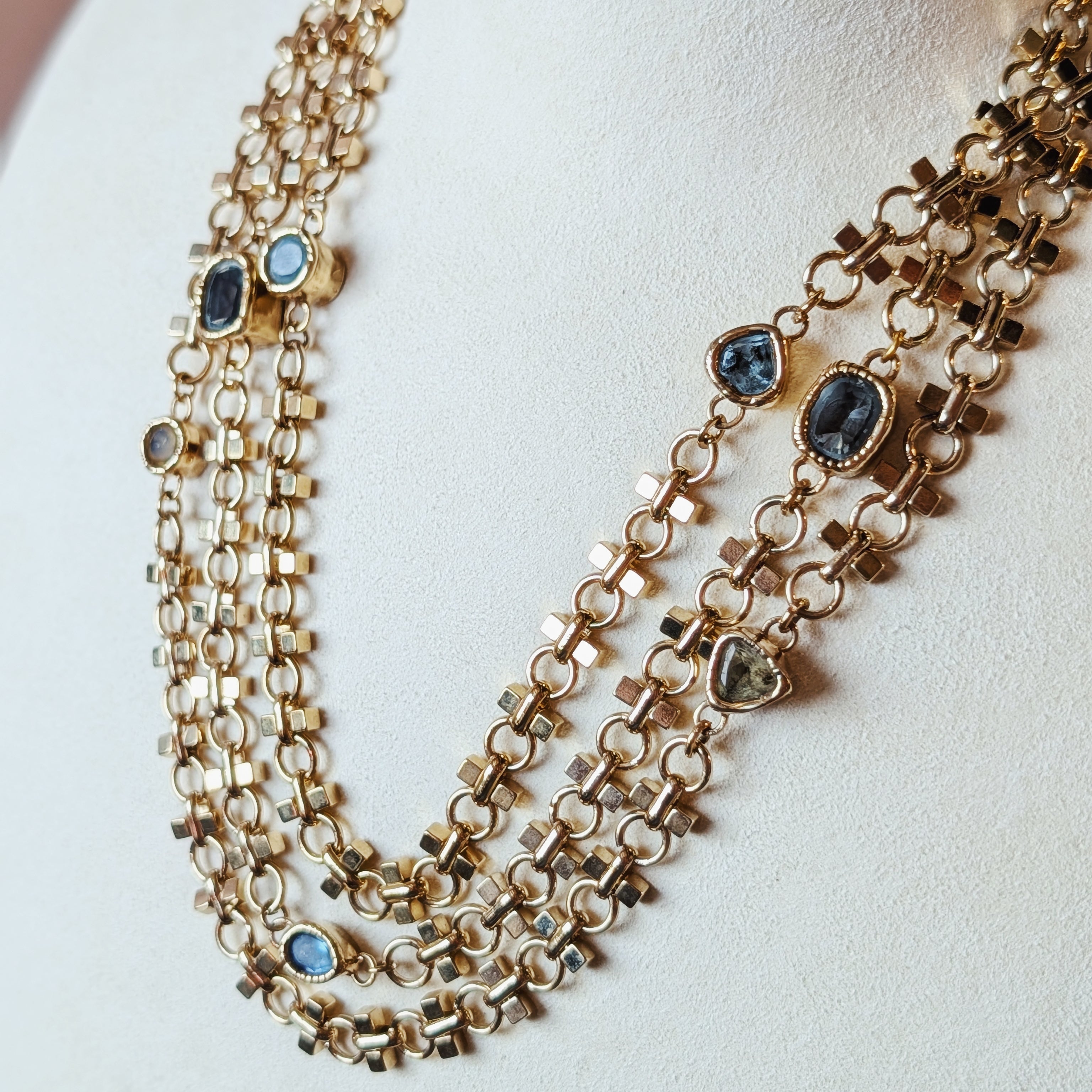 The Vera Necklace
