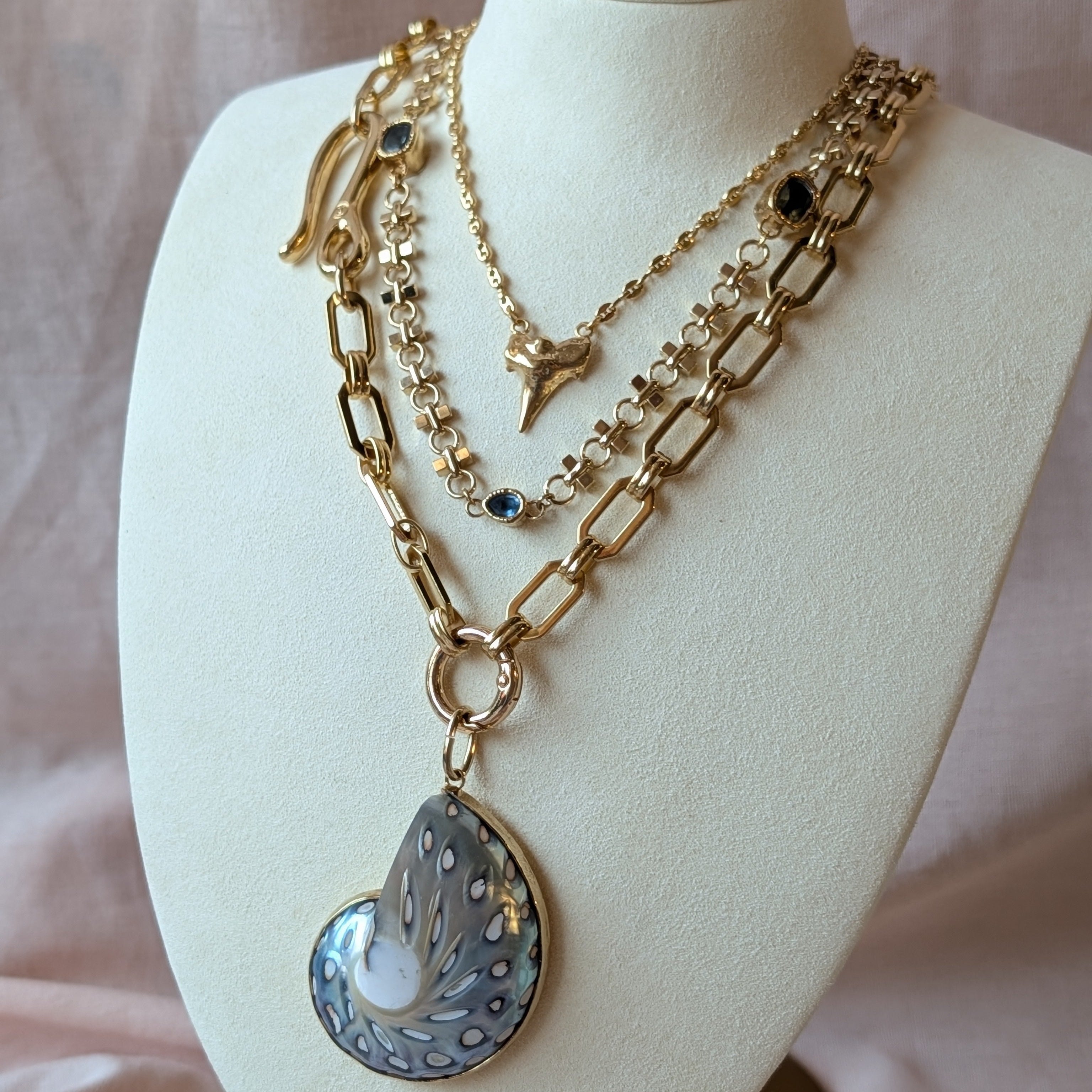 The Vera Necklace