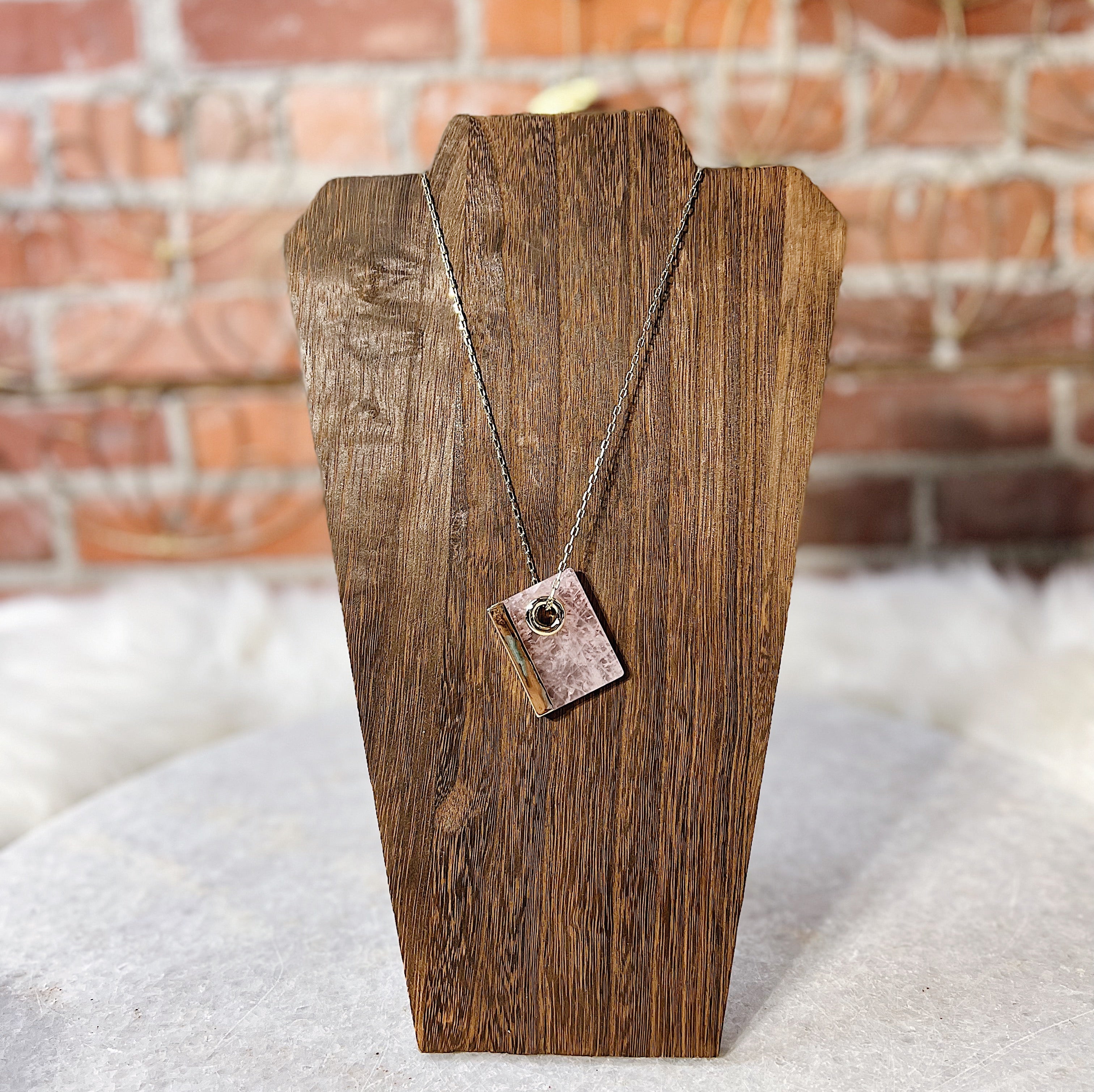 The Rosie Necklace Wild Alabaster