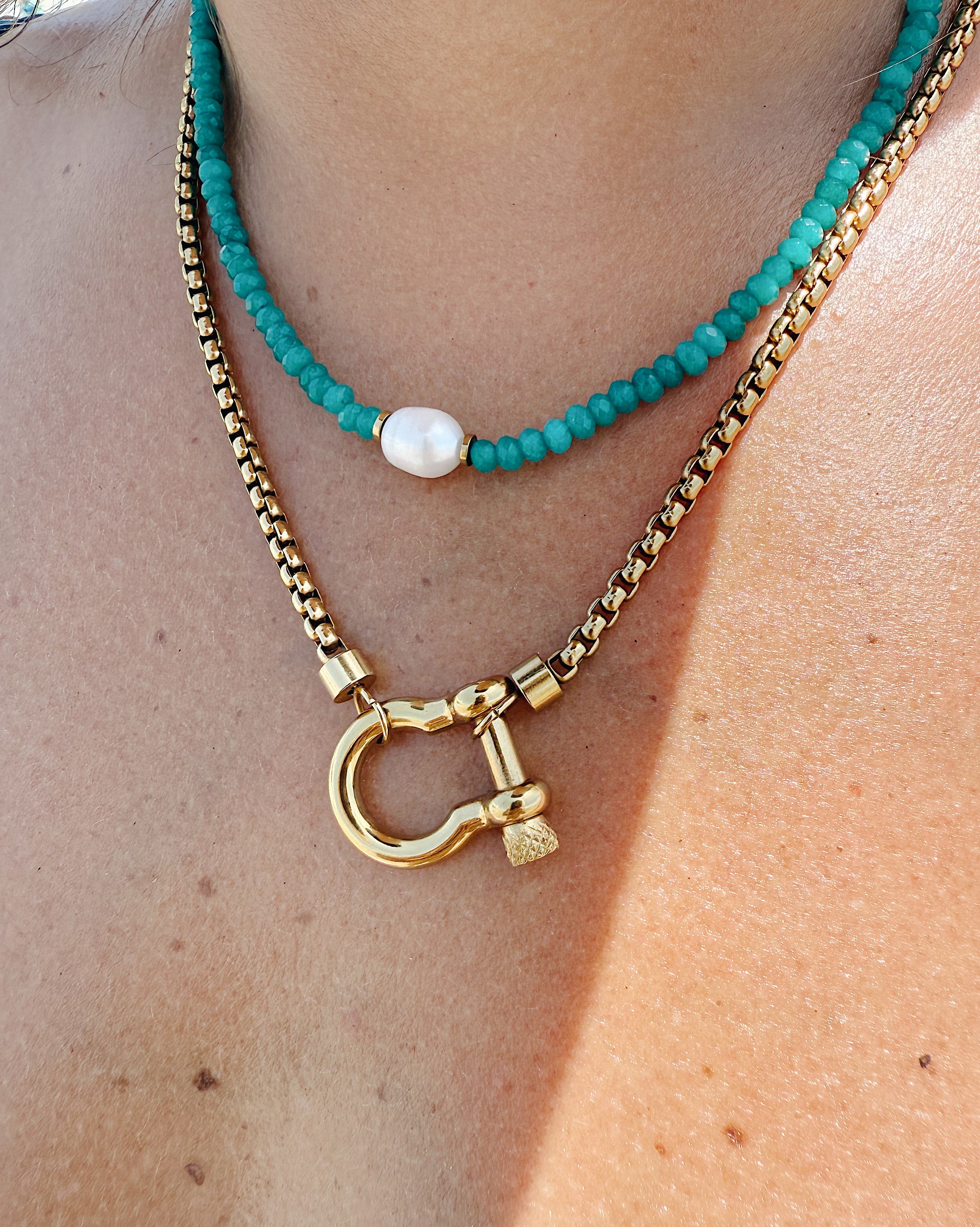 Saylor Carabiner Necklace | Customizable Gold Chains