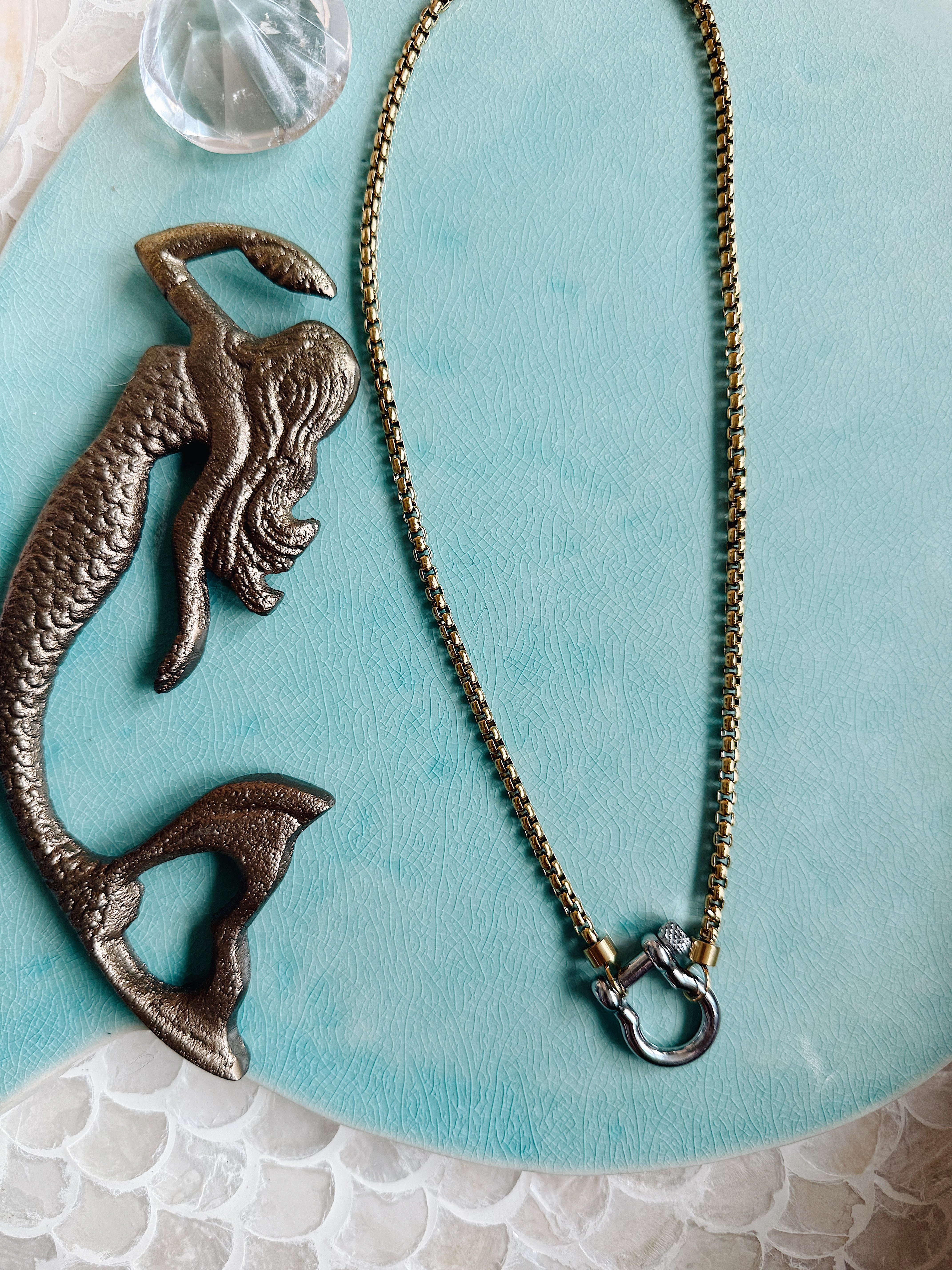 Saylor Carabiner Necklace | Customizable Gold Chains