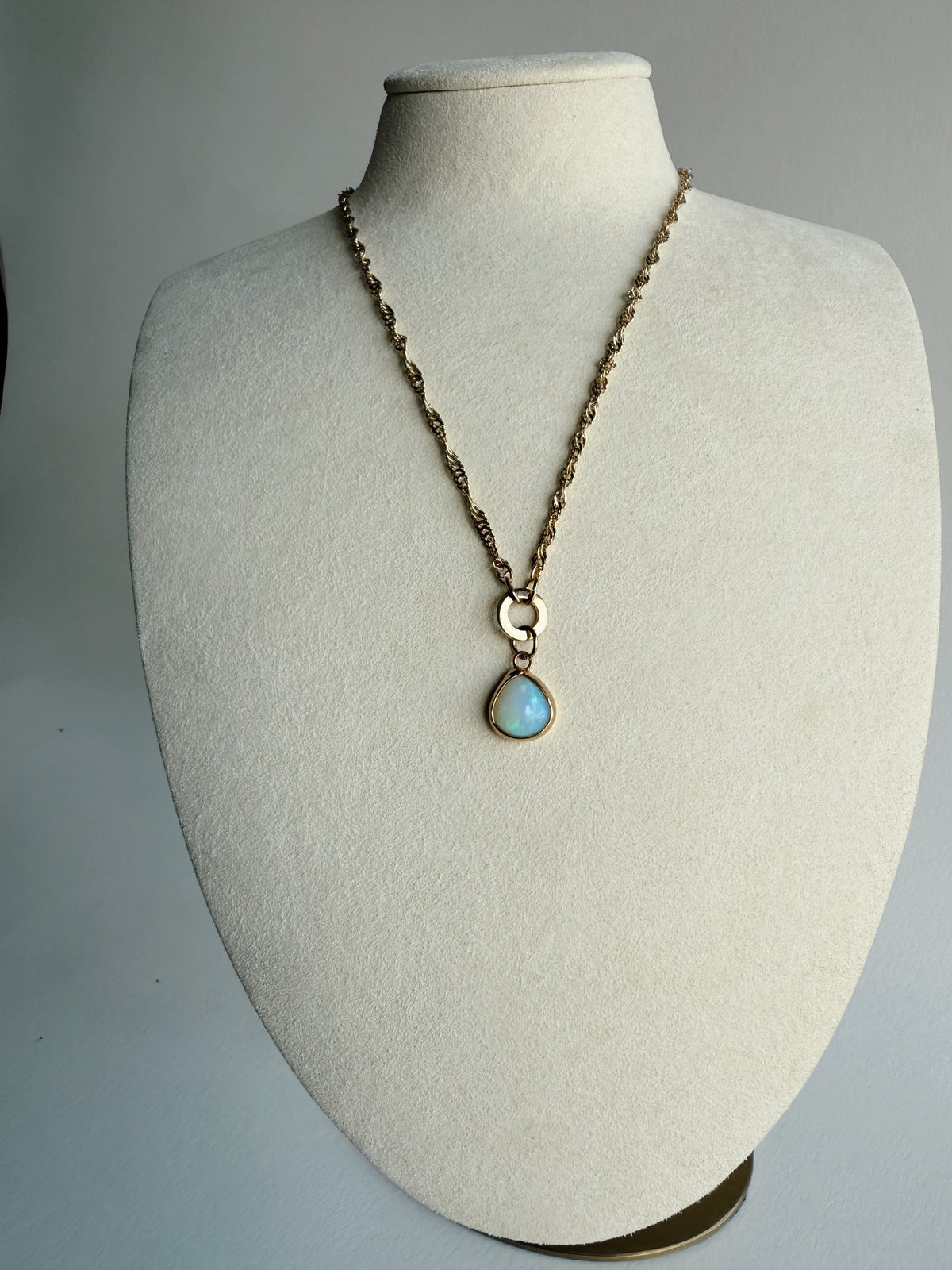 THE BRISBANE NECKLACE | ETHIOPIAN OPAL