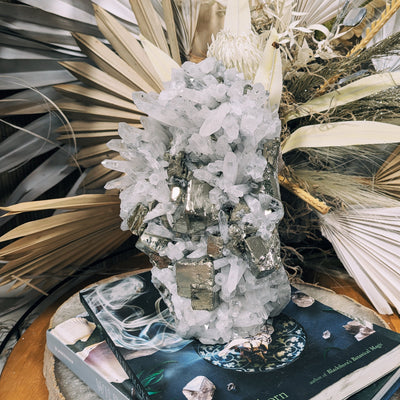 Luxe Pyrite + Spanish Quartz Cluster Wild Alabaster