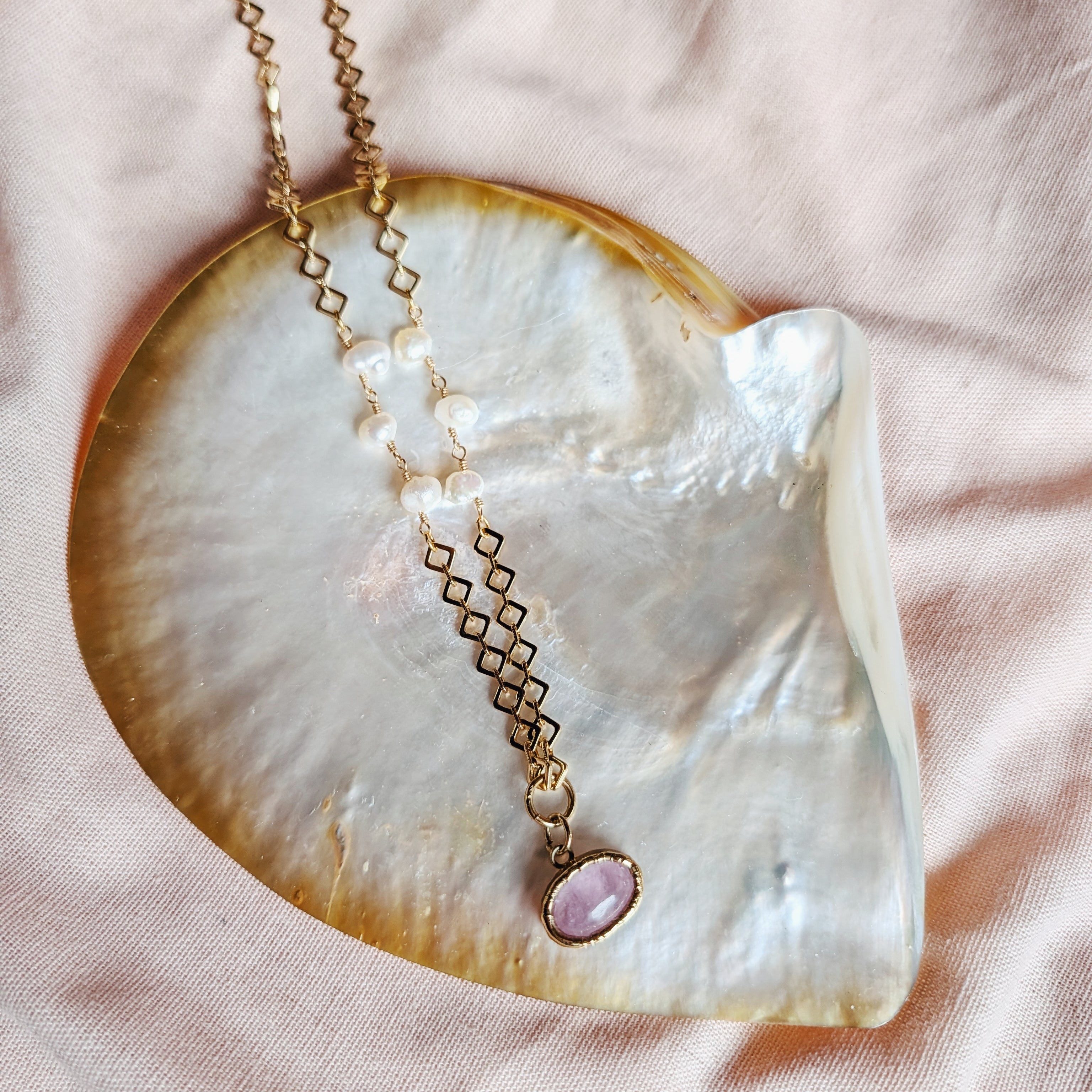 The Odette Necklace | Kunzite & Freshwater Pearl