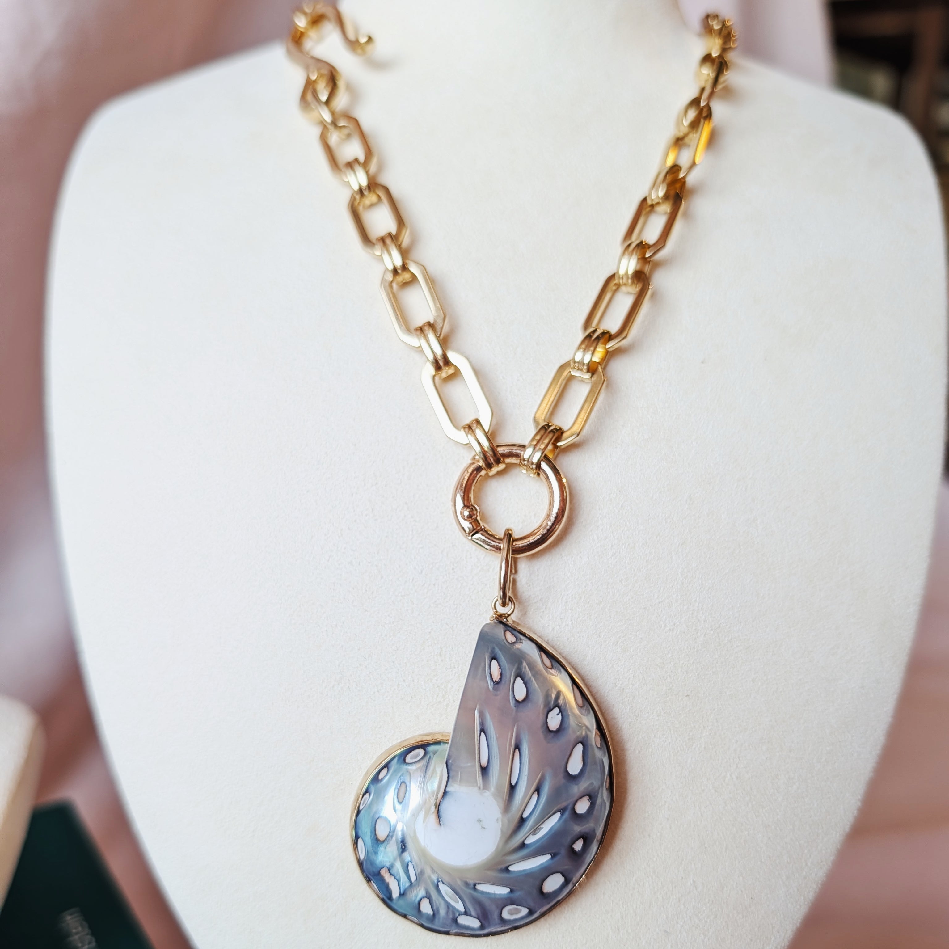 The Thatcher Necklace | Nautilus