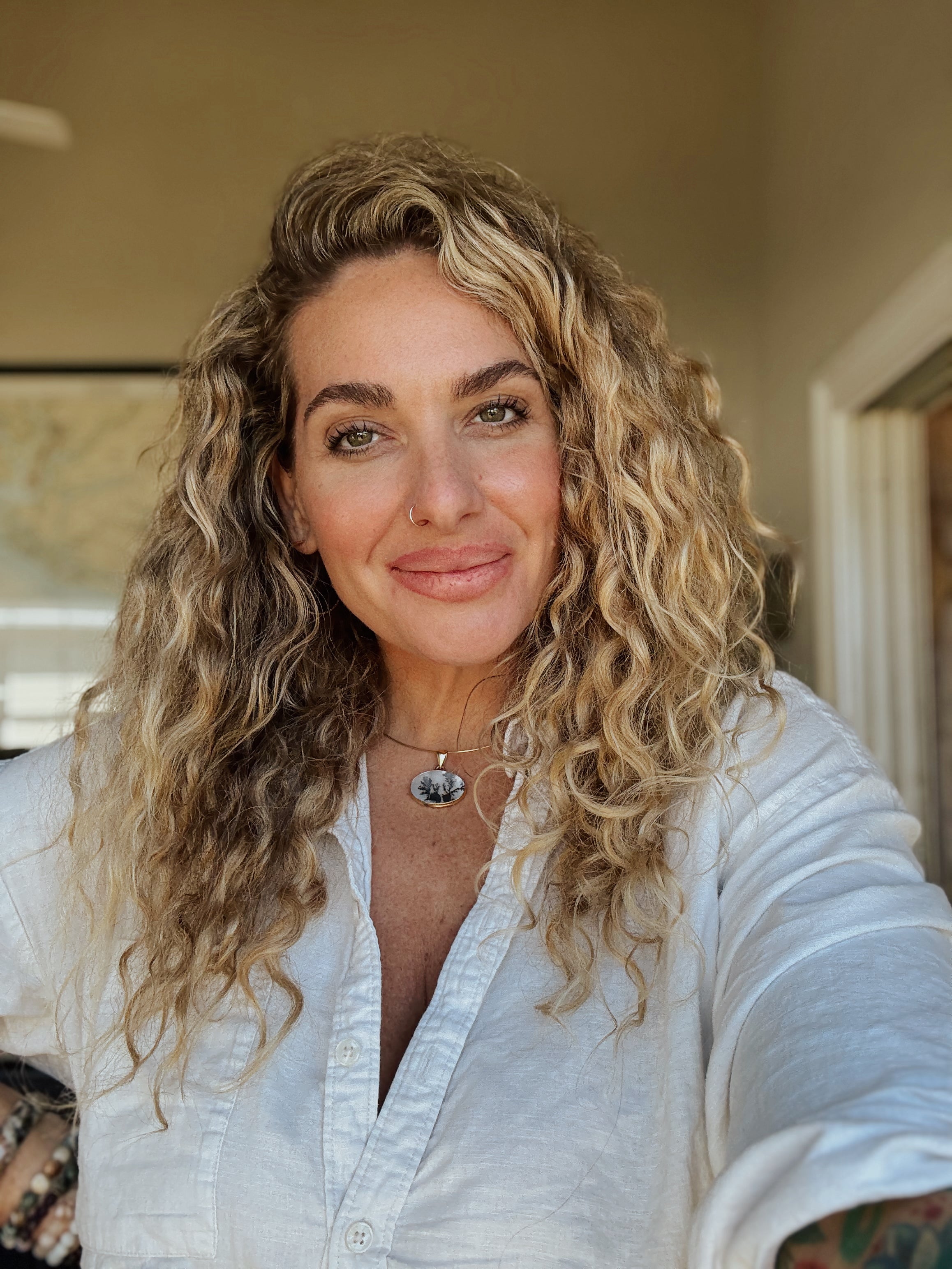 The Crawford Hoop Necklace | 90s-Inspired Gold Collar with Detachable Gemstone Pendant – Wild Alabaster