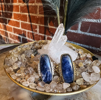 Intuitively Chosen Wood + Oils Sodalite Ring Wild Alabaster
